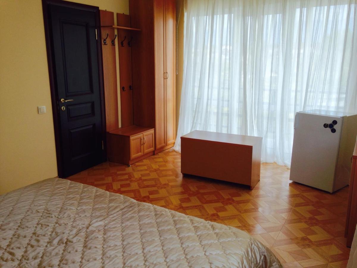 Rozalin Guest House Gudauta Pokój zdjęcie