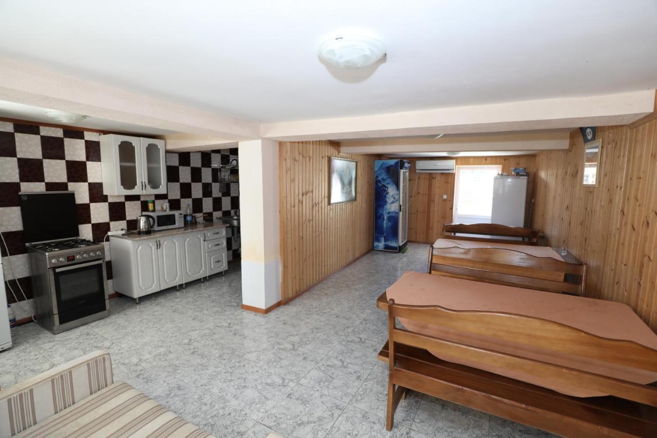Rozalin Guest House Gudauta Zewnętrze zdjęcie
