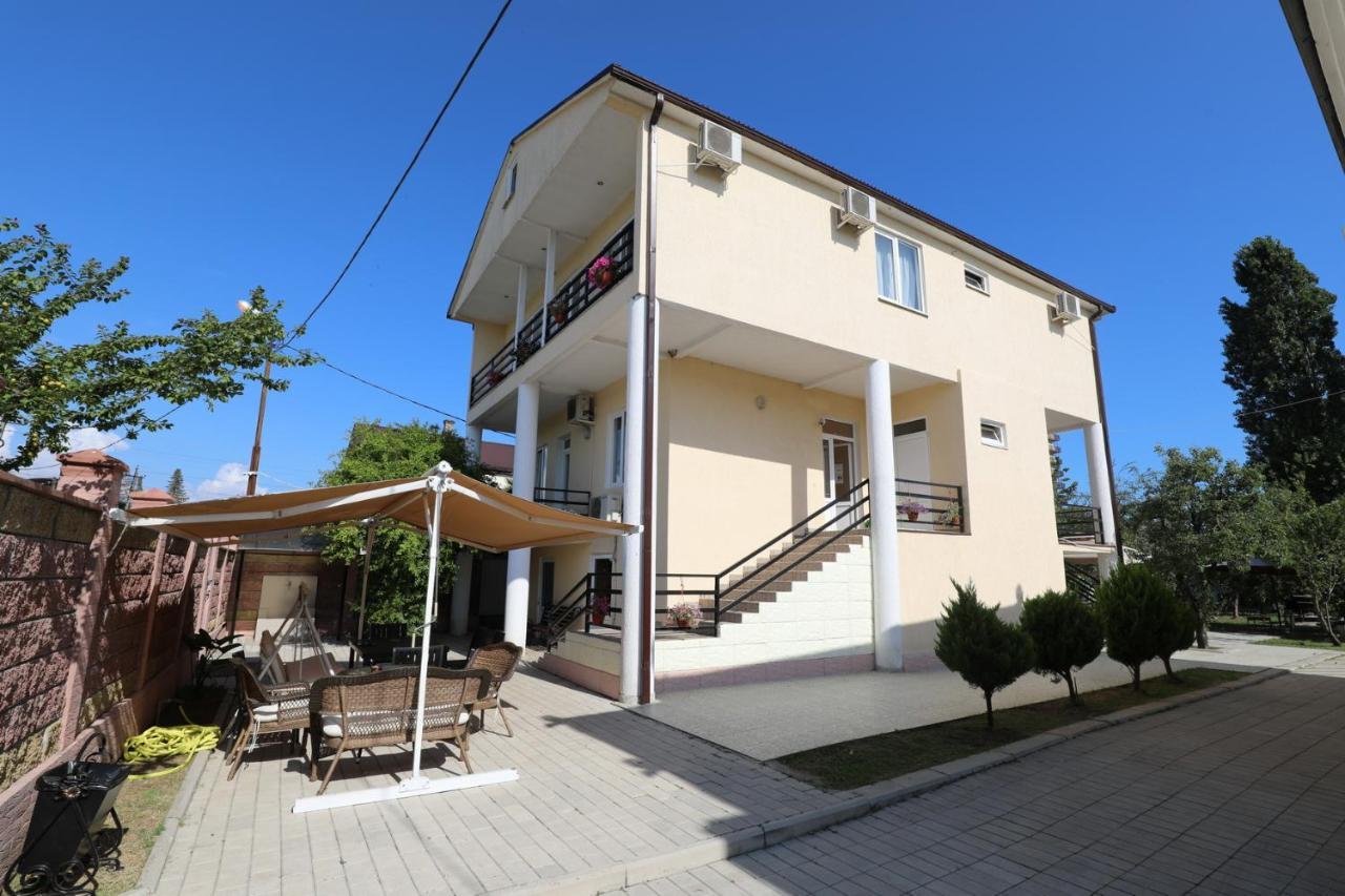 Rozalin Guest House Gudauta Zewnętrze zdjęcie